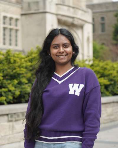 Akshaya, a student volunteer with Western International