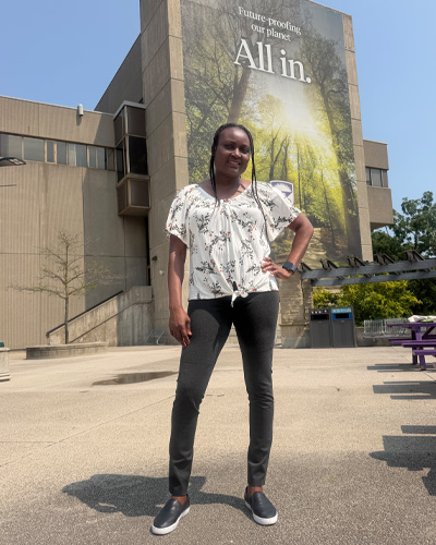 Maria-Gorretti on campus near the UCC