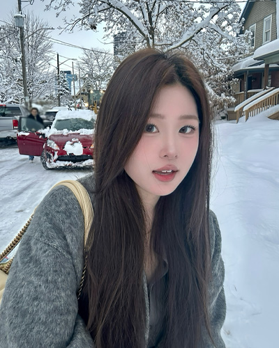Ruohuan outside in the winter